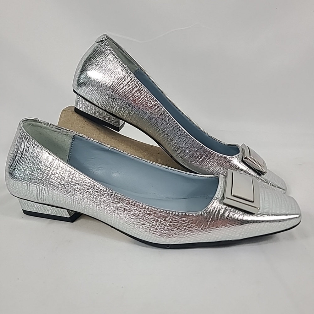 NEW Frances Valentine Midge Flat Patent Metallic Leather Silver Size 6.5